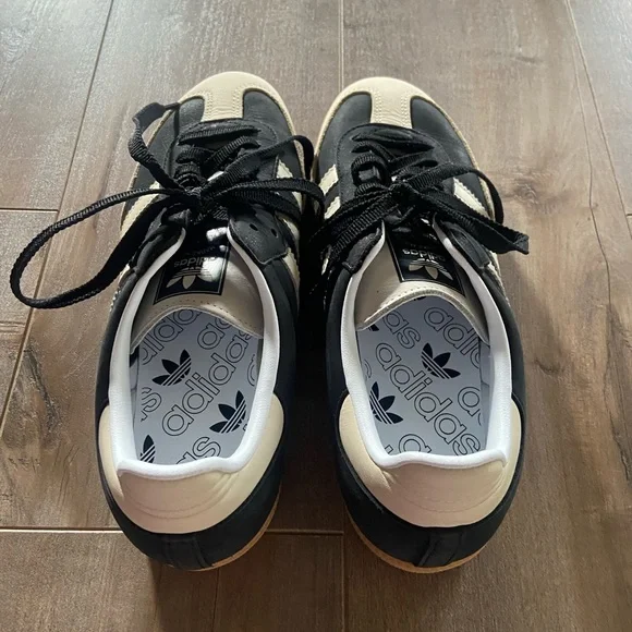 Adidas Samba OG Shoes in Core Black / Wonder White / Silver - Picture 14 of 16